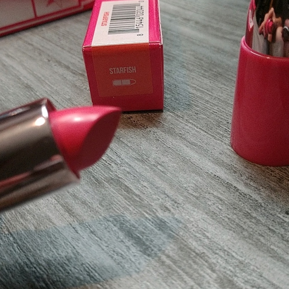 Bullet lipstick